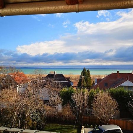 Hello Balaton Apartamento Alsóörs Exterior foto